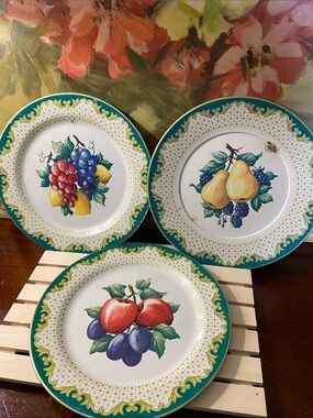 Lithographed Metal Tin Fruit Motif
